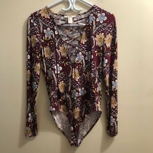 Forever 21 Bodysuit long sleeves